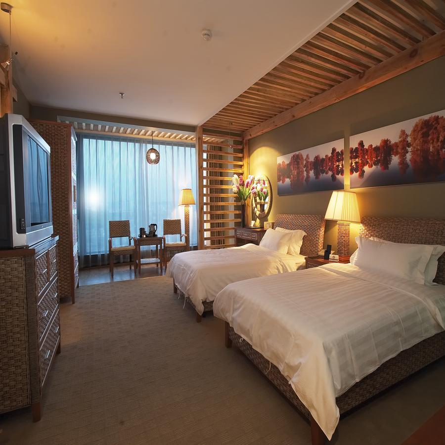 Xinjiang Yema International Clubhouse Hotel Urumqi Exterior photo