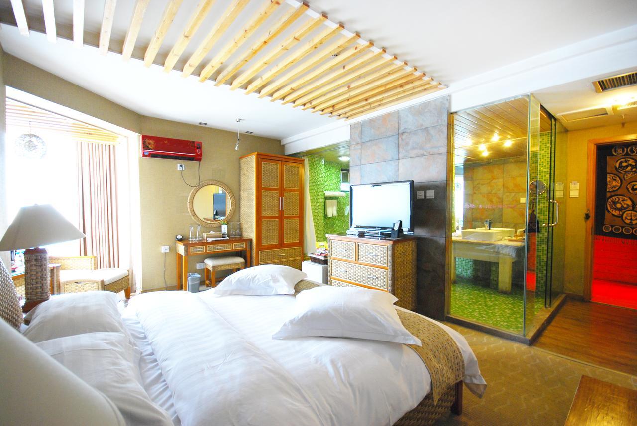Xinjiang Yema International Clubhouse Hotel Urumqi Exterior photo